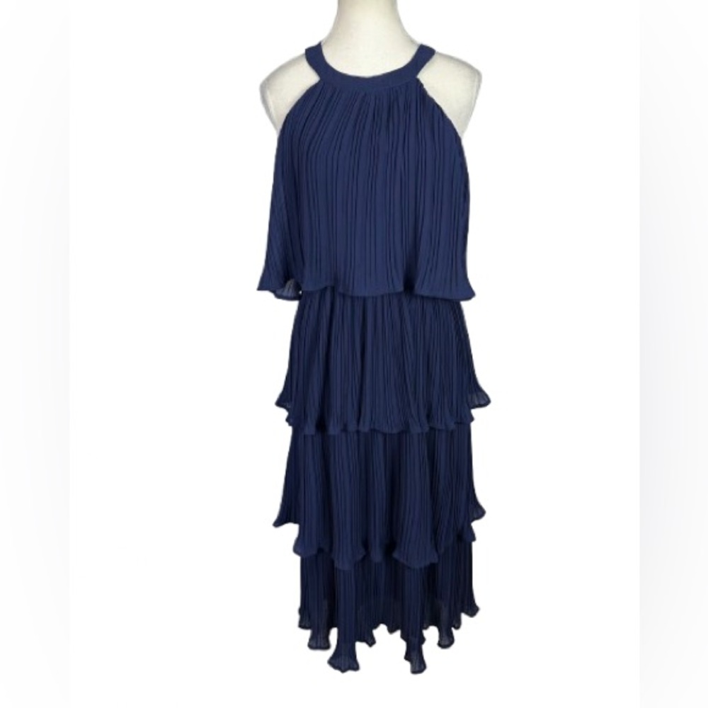 Chic Navy Tiered Midi Dress Size M